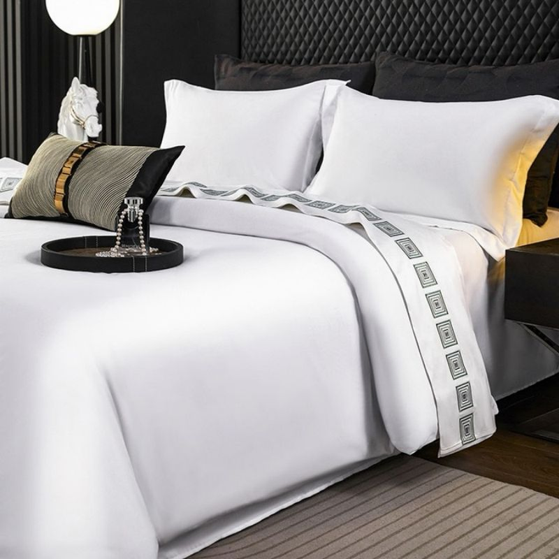 Five Star Hotel Guesthouse Homestay Pure Shite Duvet Quilt Cover Bed Sheets Guangdong Hotel Supplies Three-Piece Bed Set 105g Plain Dyed Cotton Bedding Set