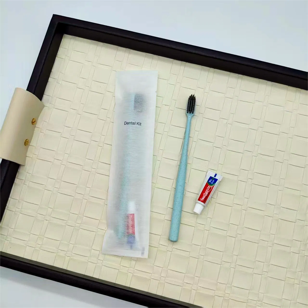 Custom Hotel Shaving Razor with Shaving Cream