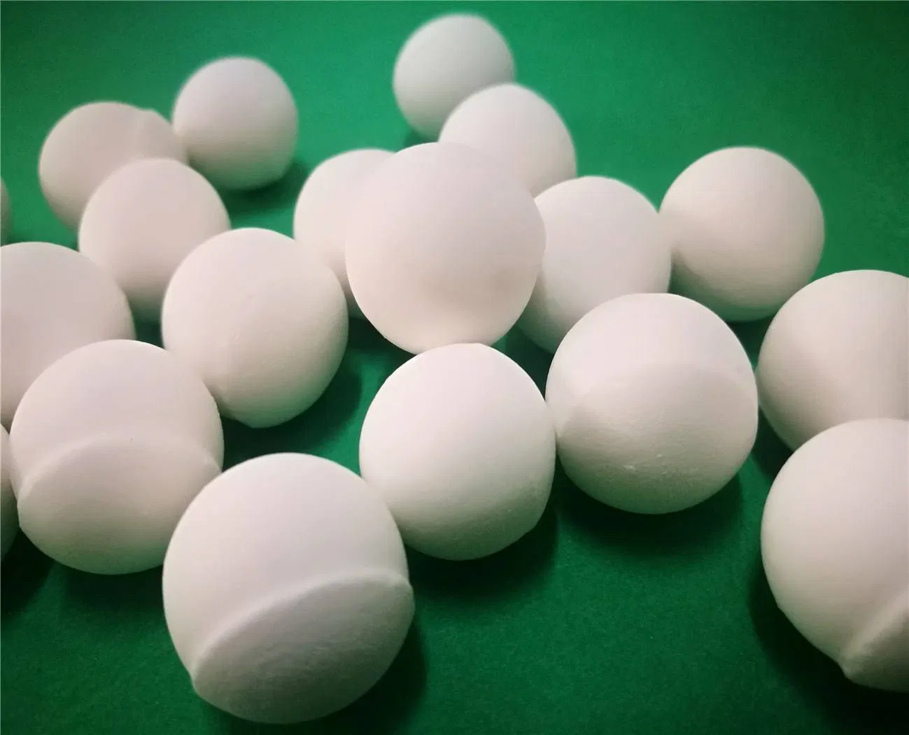 High Alumina 92% 95% 1mm-80mm Alumina Ball for Vibration Mill