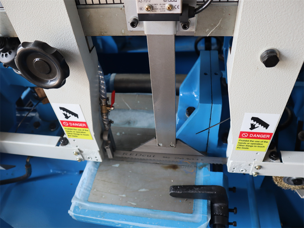 Станок ленточнопильный двухстоечный по металлу и алюминию