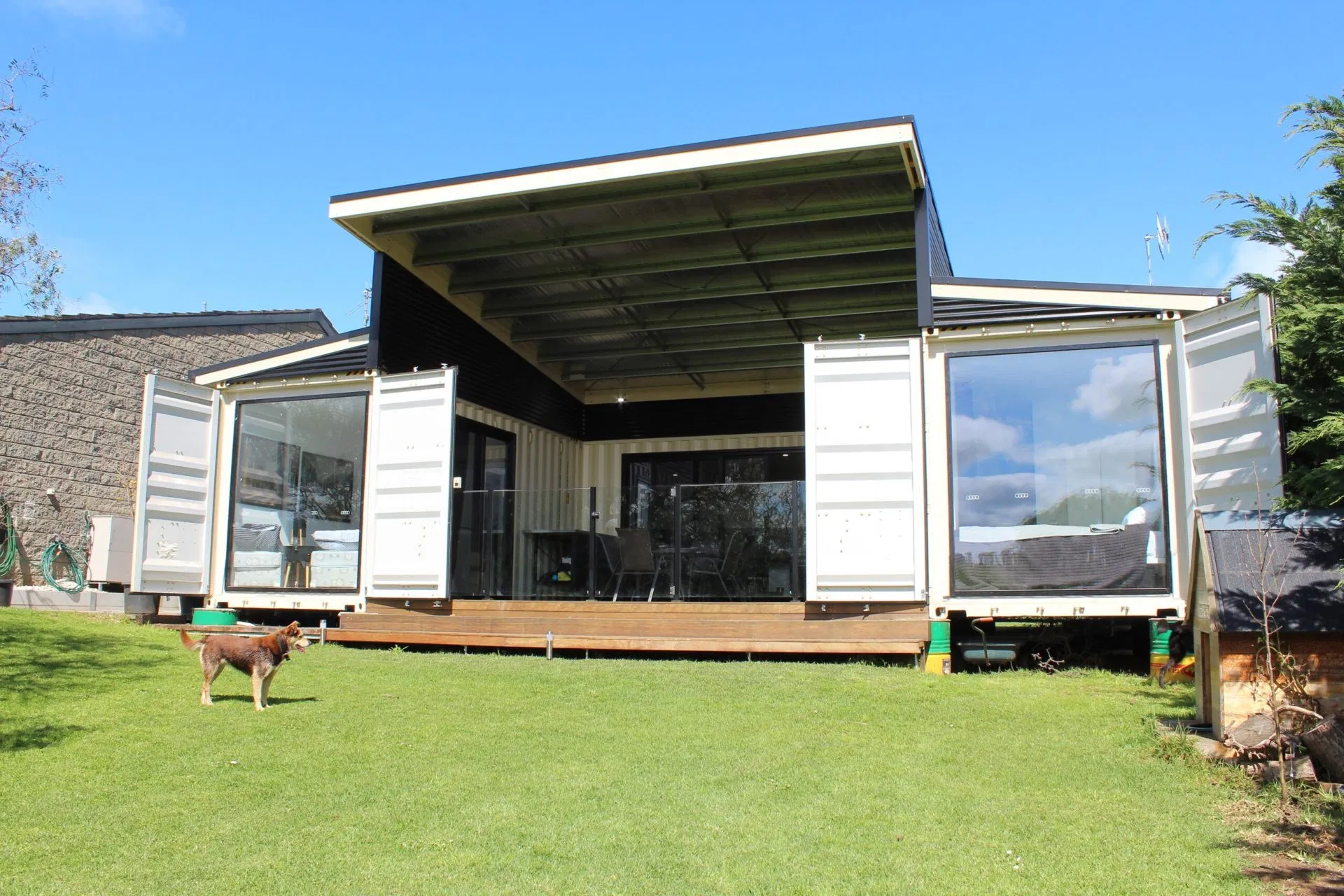 Modern Space Capsule Movable Mobile Cabin Prefabricated Pod House Container House Manufacturer