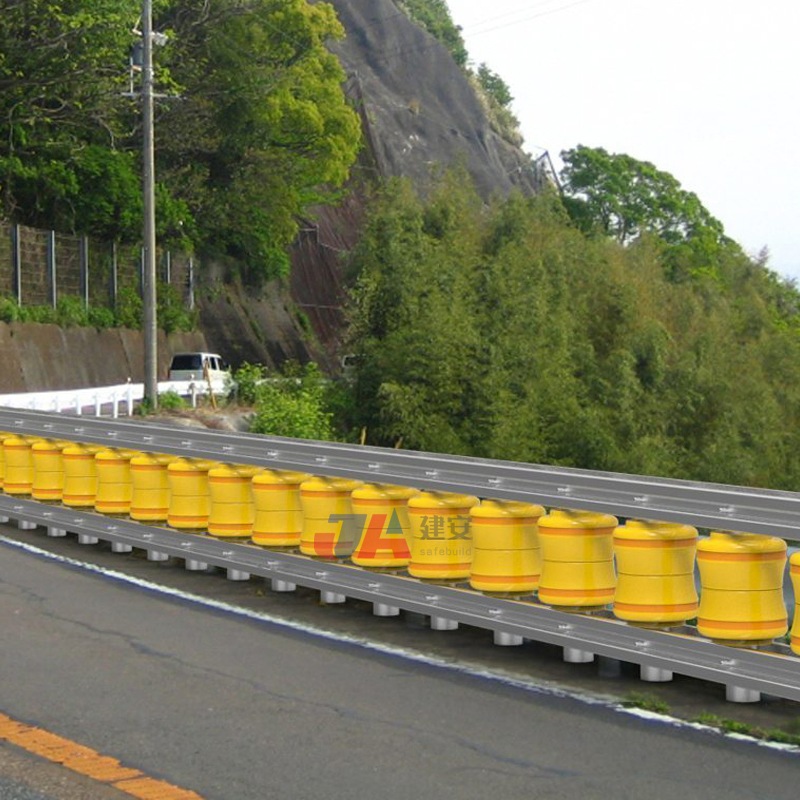 CE Standard Traffic Safety ISO Standard EVA Buckets Rotary Barrel Rolling Guardrail PU and PVC Roller Barrier Made in China