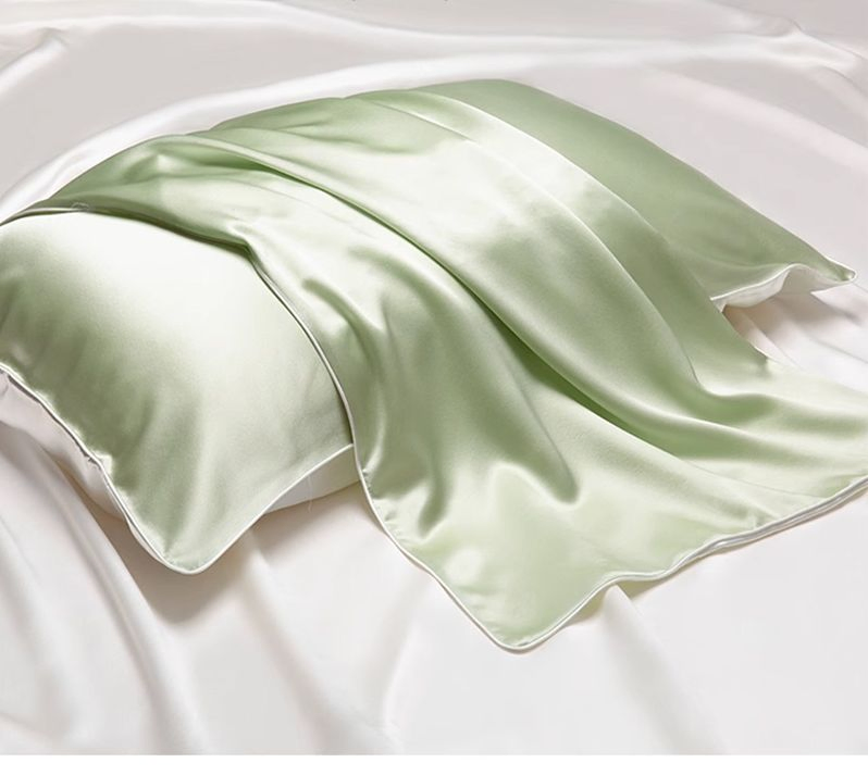 22momme 100% Mulberry Silk Pillowcase with a Luxury Felling
