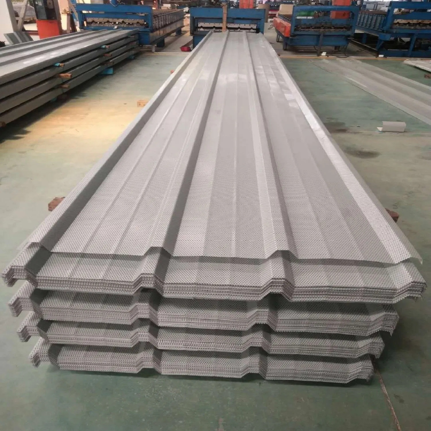 Great Quality Mold-Resistant Insulating Shaped Color-Coated Coil Design for Industrial Machinery