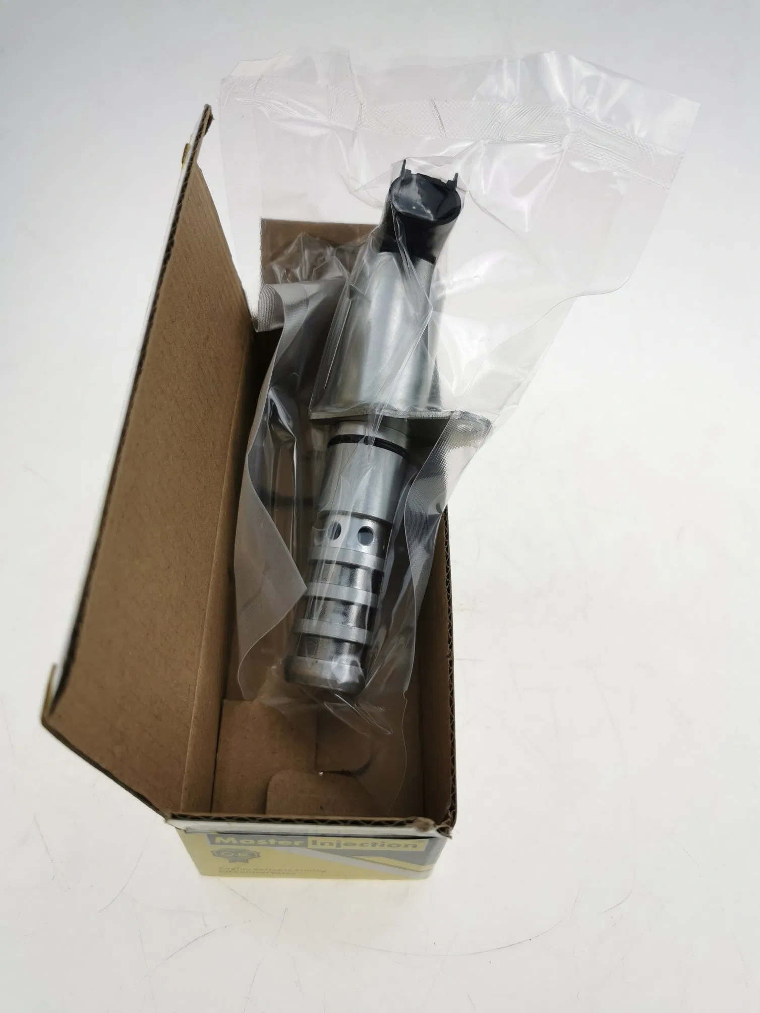 Клапан управления маслом VVT R01-VVT-006