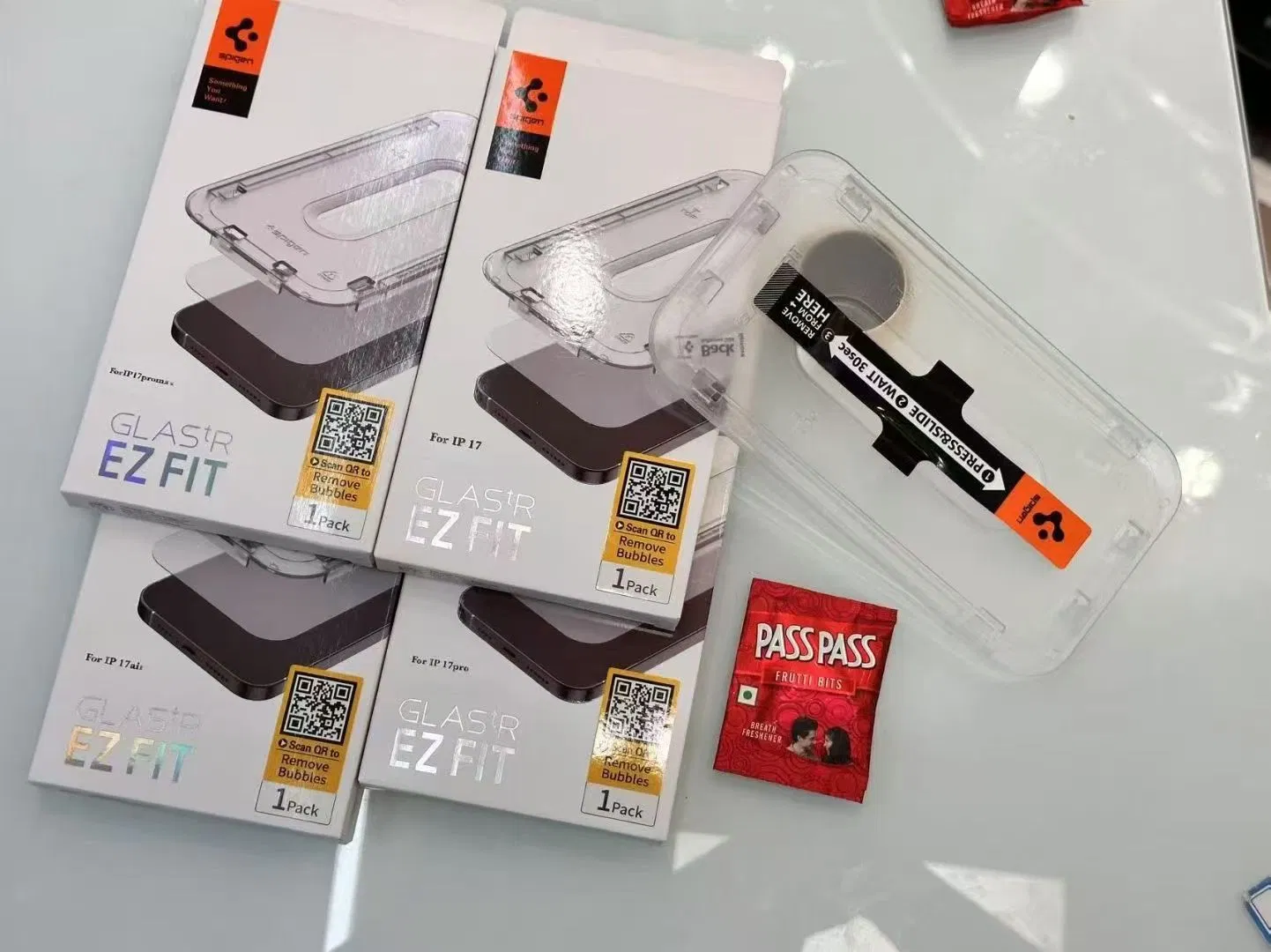 Full Coverage Tempered Glass Screen Protector for iPhone Air 17 PRO Max Spigen Ez Fit