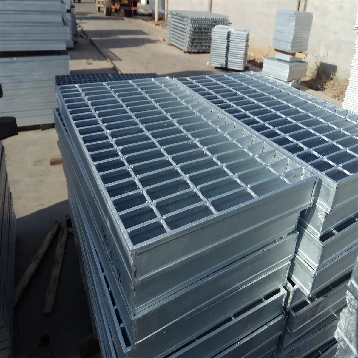 Mild Steel Grid / Stainless Steel Bar Floor Grating for Dairy Installation