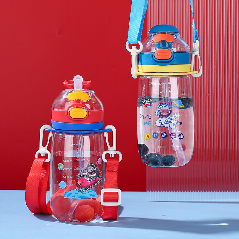 Custom Creative Cute Leakproof Plastic Water Bottle with Adjustable Shoulder Strap