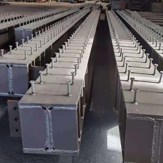 Durable Galvanized Steel Warehouse Structure for H-Beam Columns
