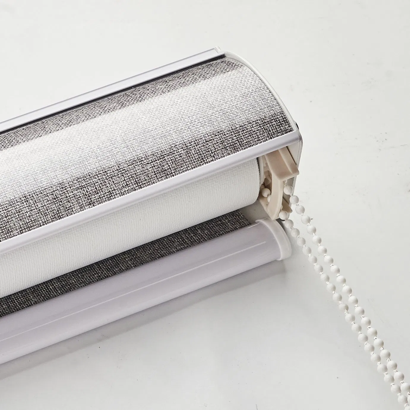 Sisheng Electric Operation Roll Shades for Indoor/Outdoor with Factory Outlet 1869