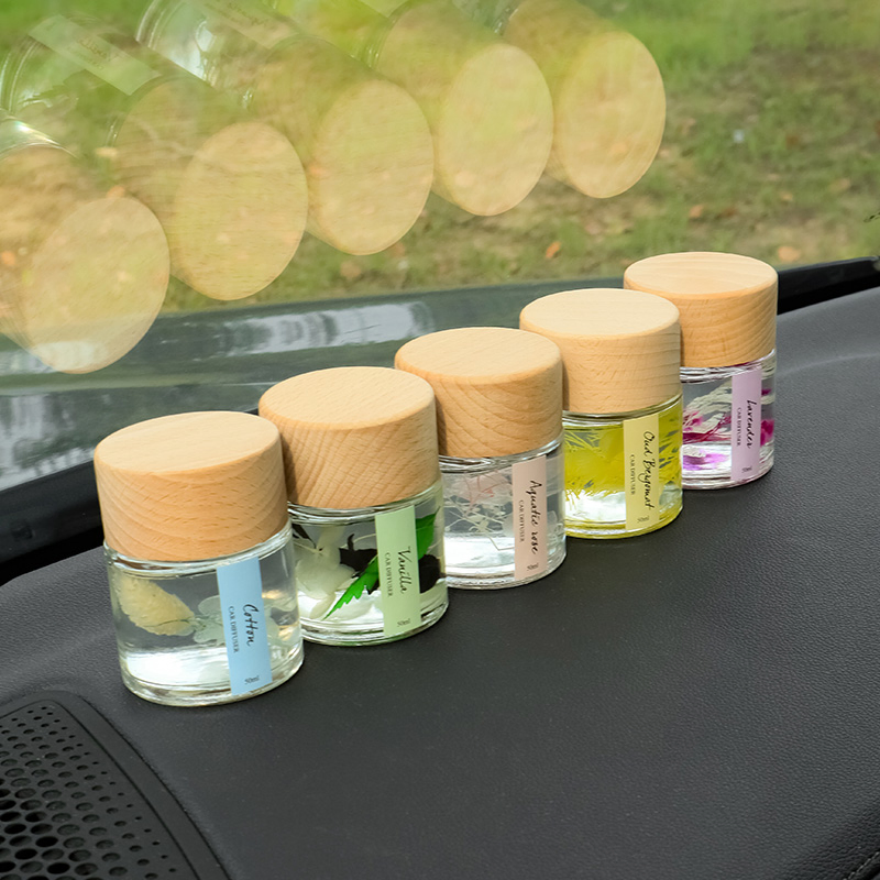 Wooden Cap Botanical Dashboard Air Freshener Car Diffuser