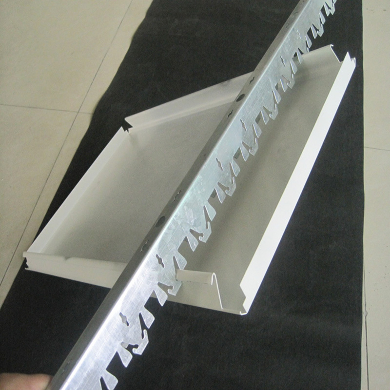 Heavy-Duty Wind-Resistant Aluminum Ceiling Stripes for Fuel Stations