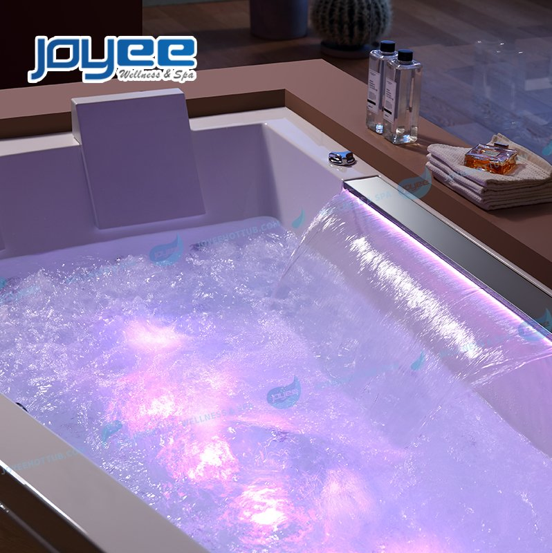 Угловая акриловая ванна Joyee с гидромассажем и душем