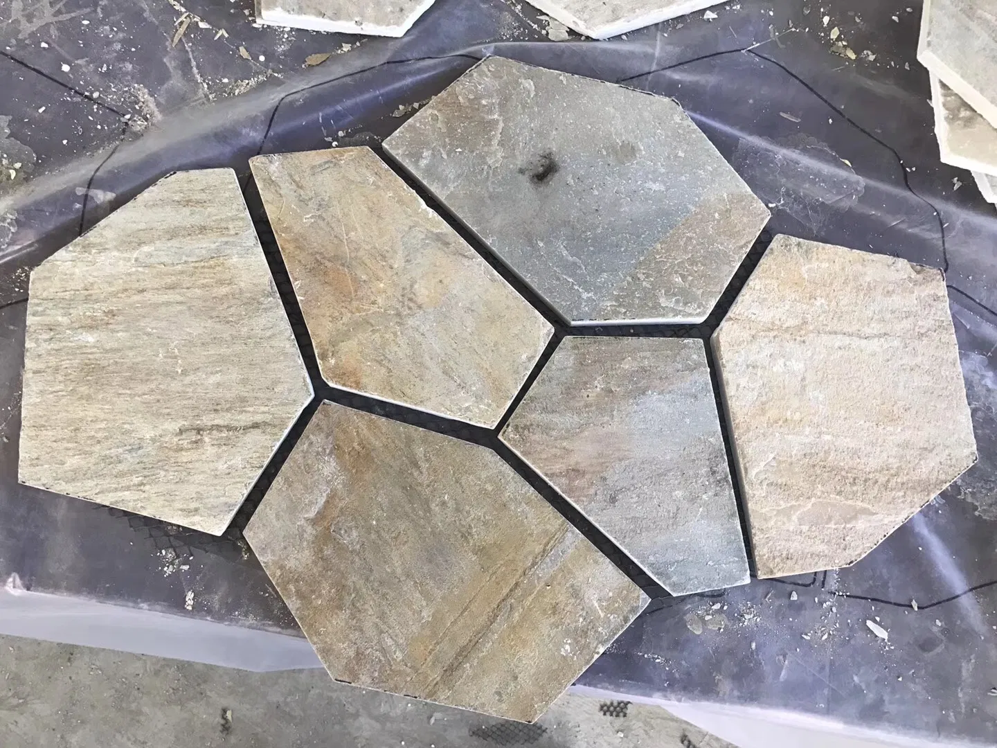 Natural Slate Stone for Decorative Landscaping and Design