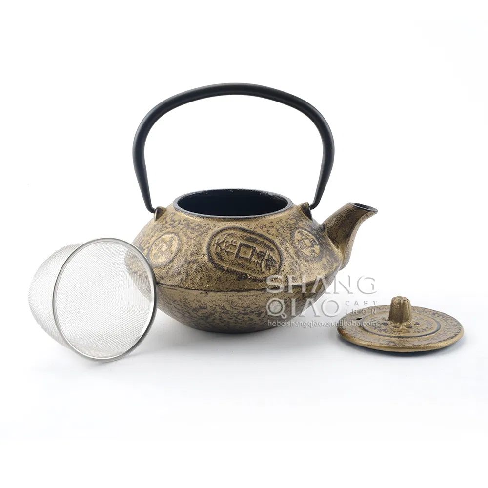 Чугунный чайник с ситечком для плиты