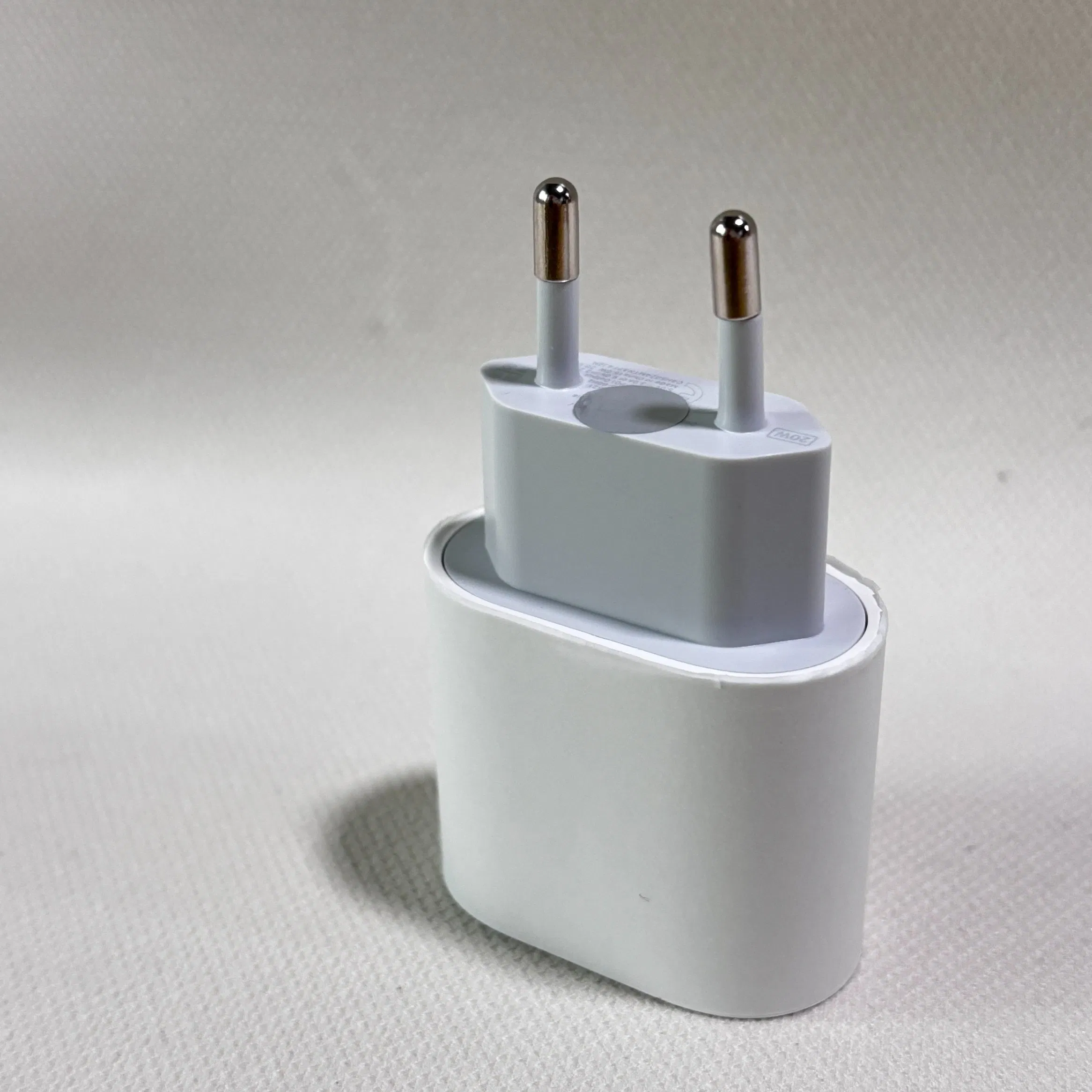 Top1 Charger High-Quality, Integrated Us/UK/EU Plugs, Smooth Multi-Country Use Without Obstacles, High Efficiency Safe Fast Charging, Suitable for Carrying out