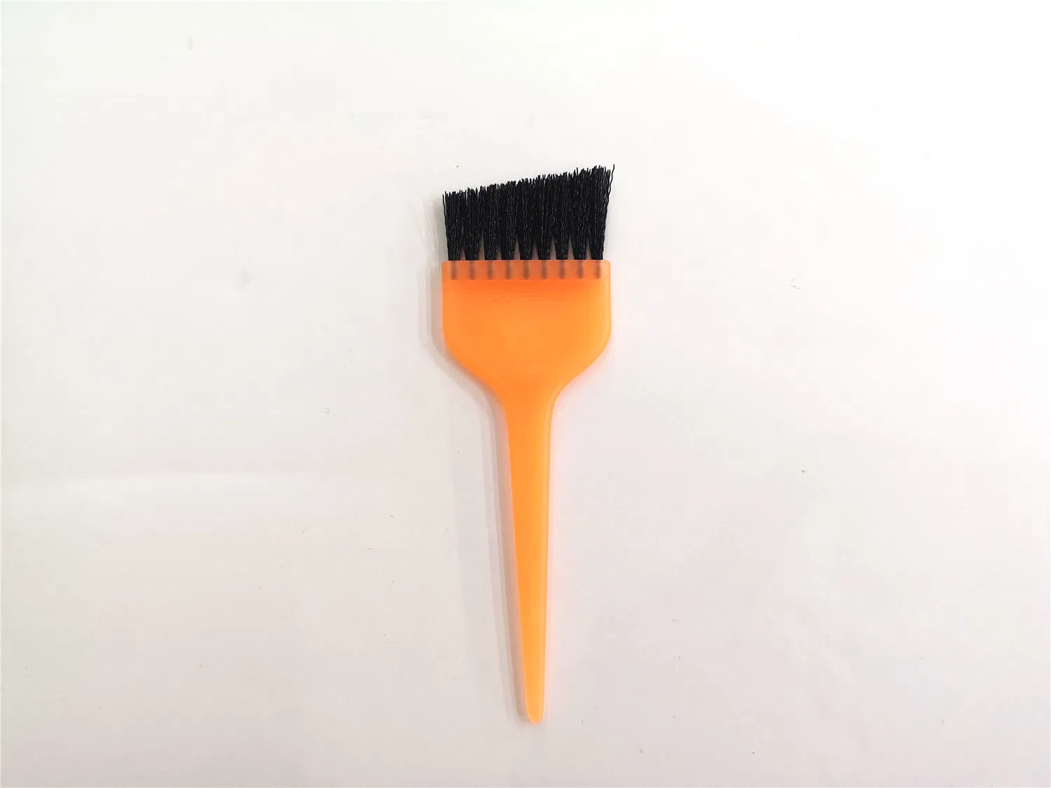 Transparent Yellow Bevel Bristle Dye Brush