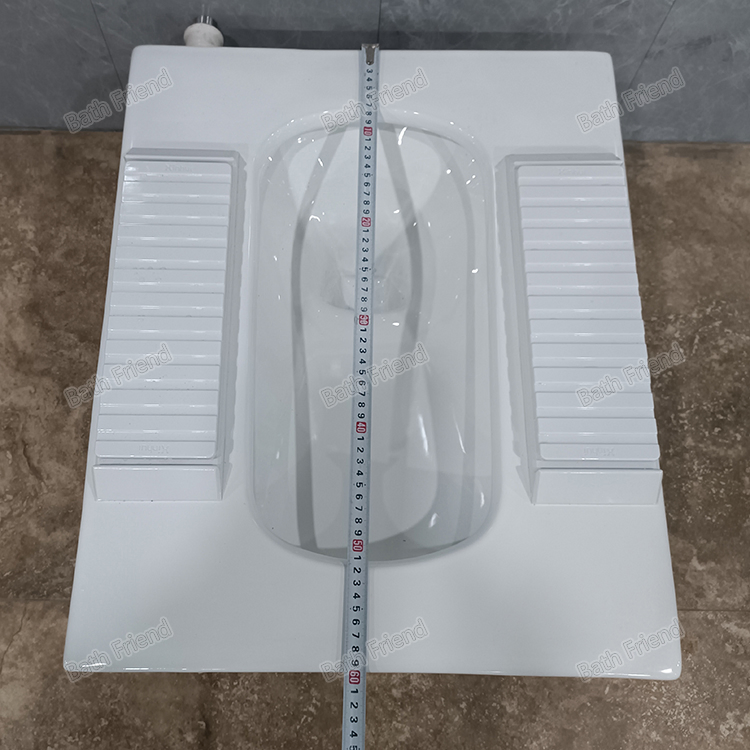 Brand New Automatic Flushing Wc Squatting Pan Wc Bathroom Ceramic Tankless Squat Toilet