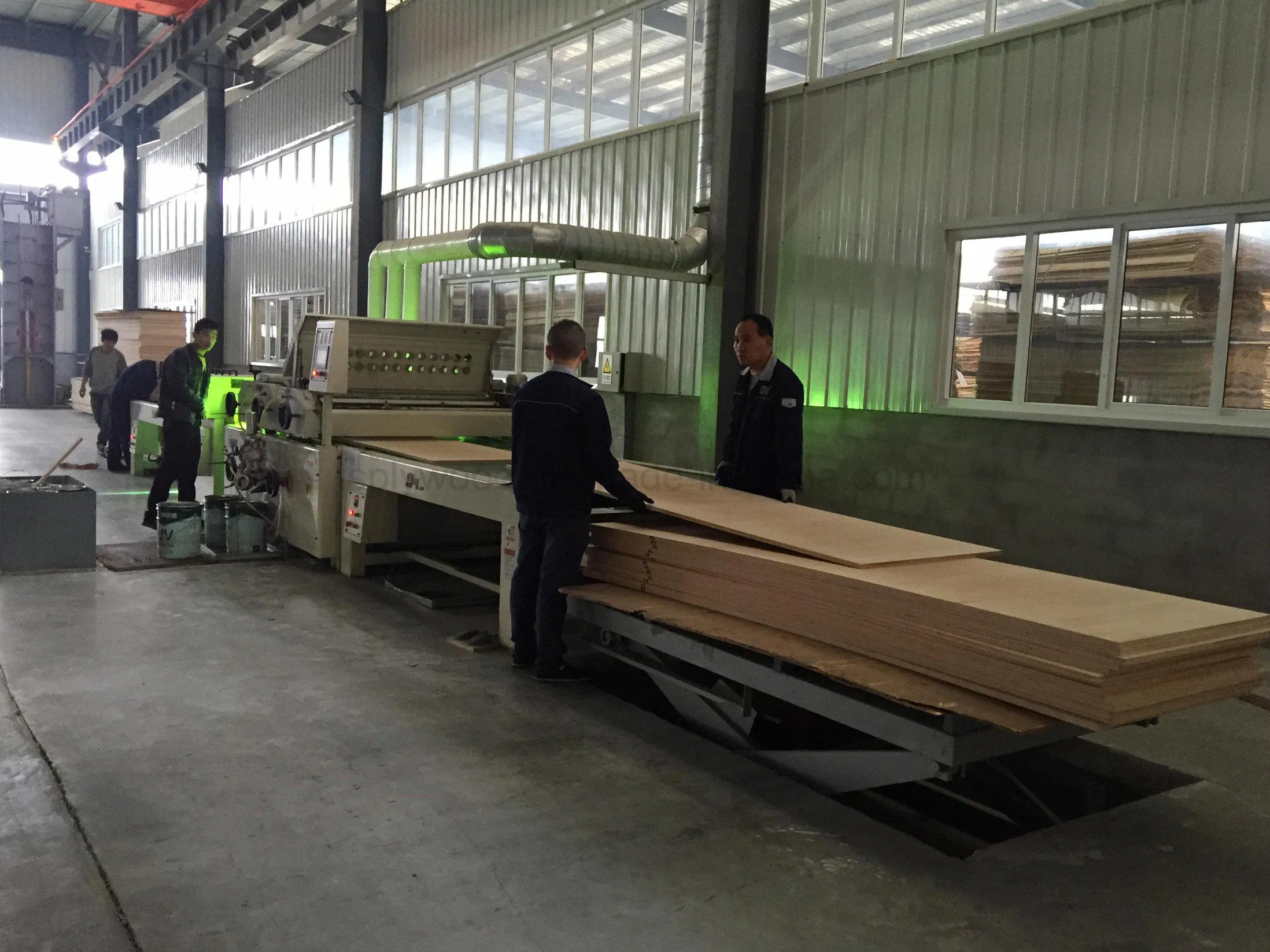 Фанера из бука и окуме 12 мм для музыкальных инструментов