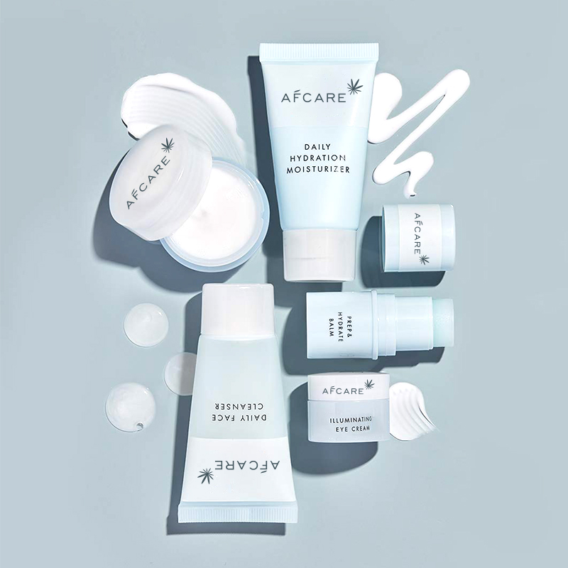 Custom Logo Wholesale Vegan Moisturizing Skincare Kit Brightening Whitening Natural