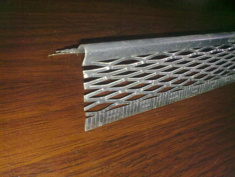 3cm Galvanized Corner Bead 0.4mm Thickness Diamond Mesh Expand Mesh
