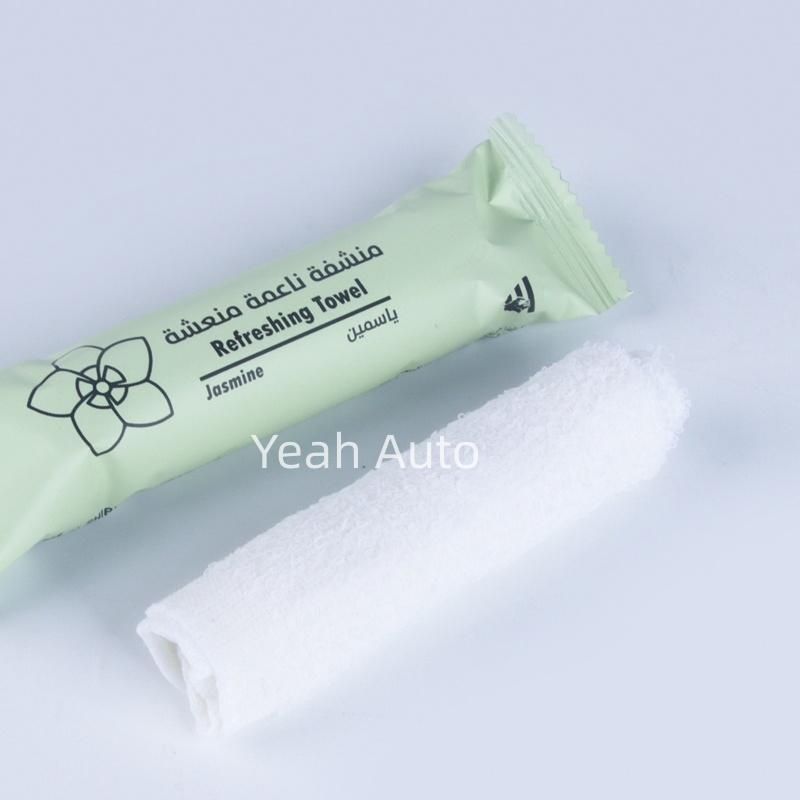 220GSM Microfiber Fabric Wet Towel 24*24cm Refreshing Wet Towel Disposable Wipe