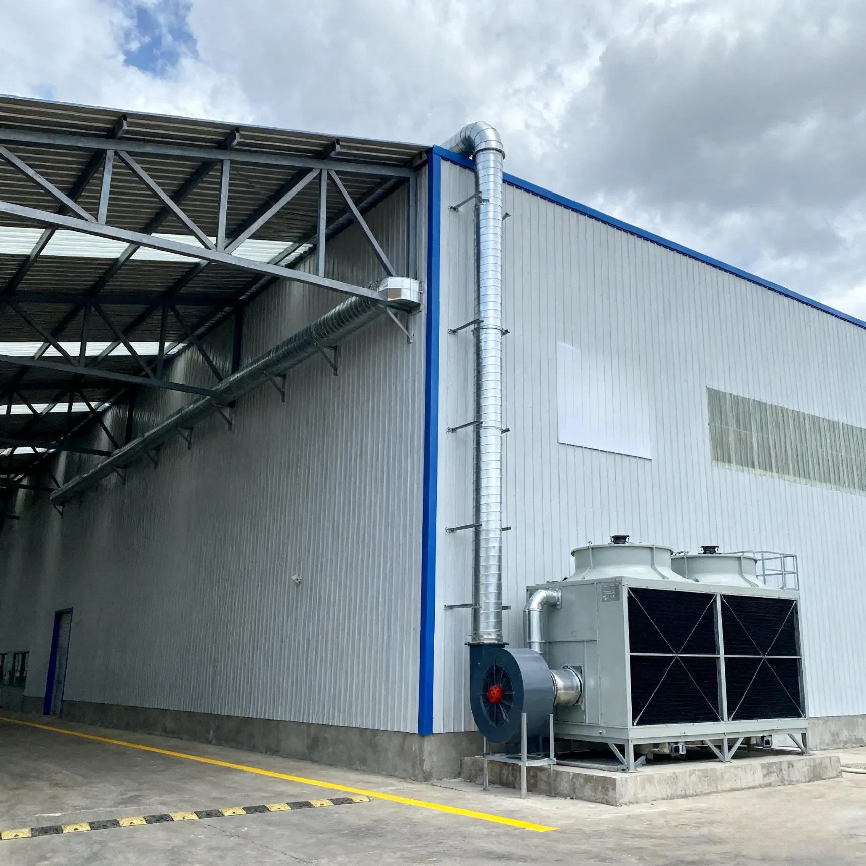 Versatile Weather-Resistant Steel Structure Warehouse for Global Applications
