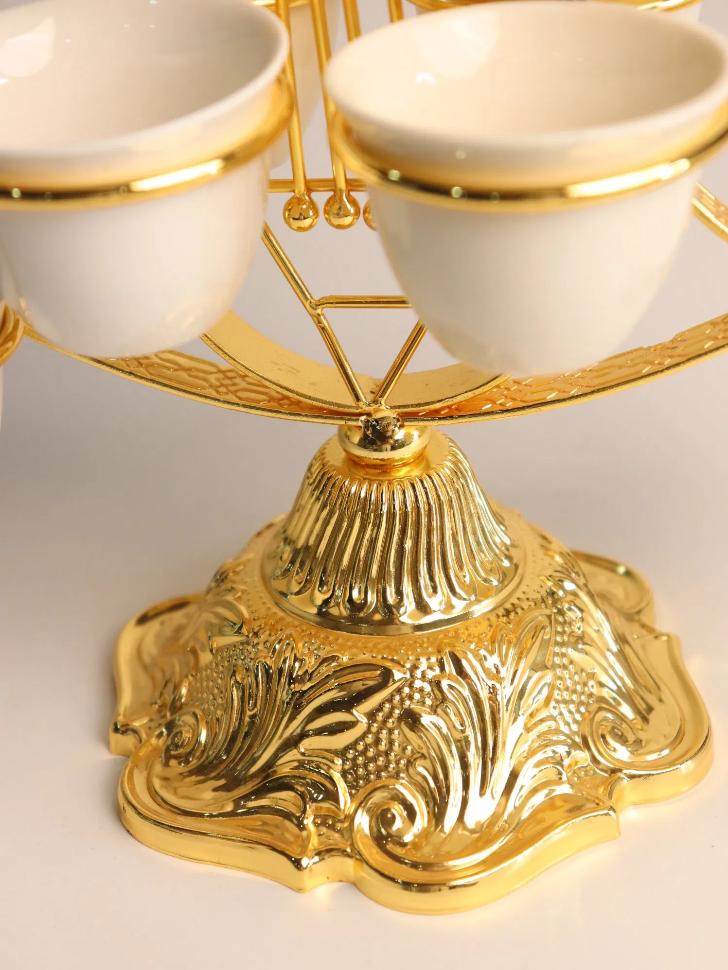 New High-End Gold-Plated Iron Strip with 12 Ceramic Cups