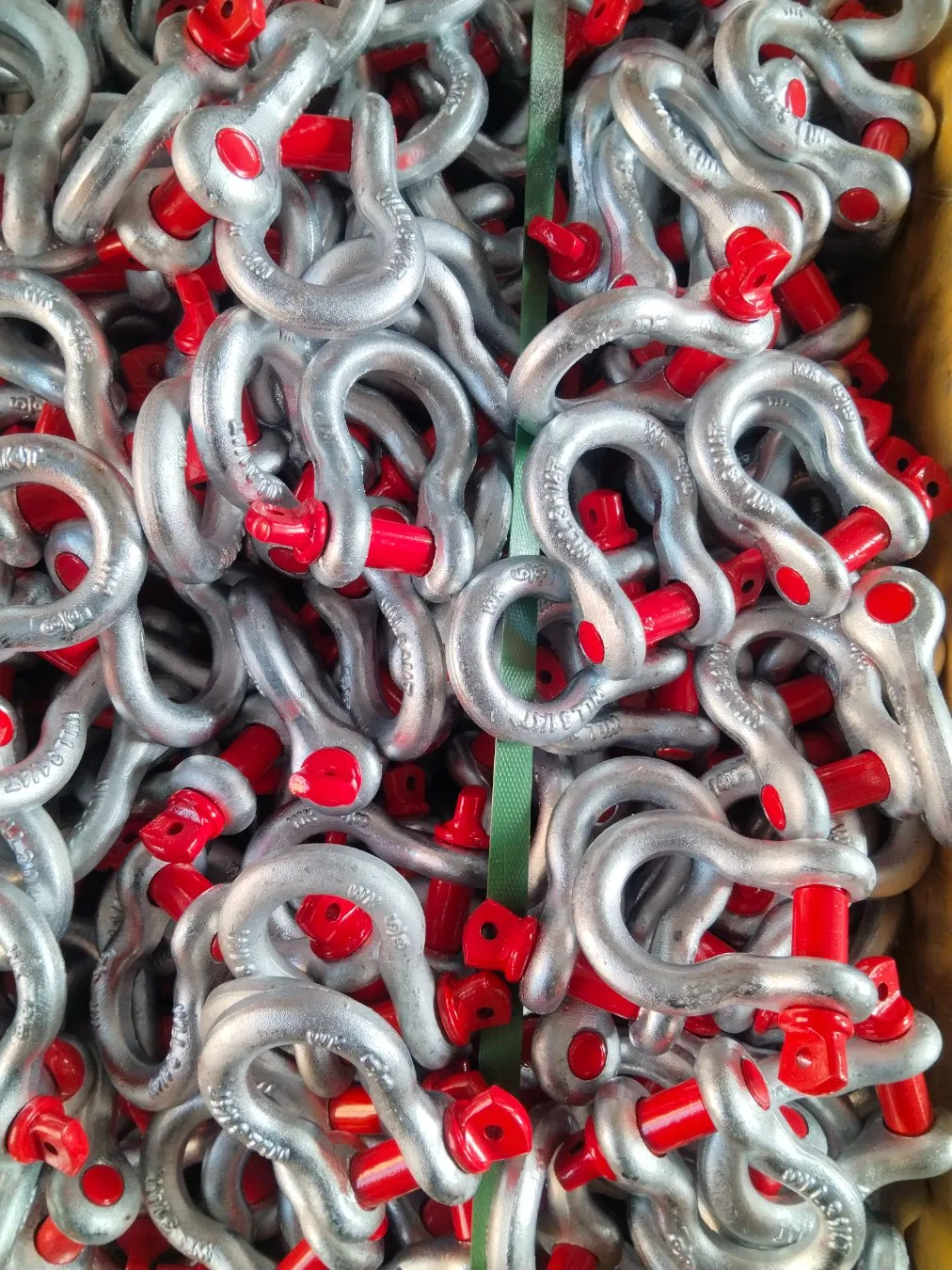 Rigging Hardware U. S. Type Drop Forged Carbon Steel Chain Shackle