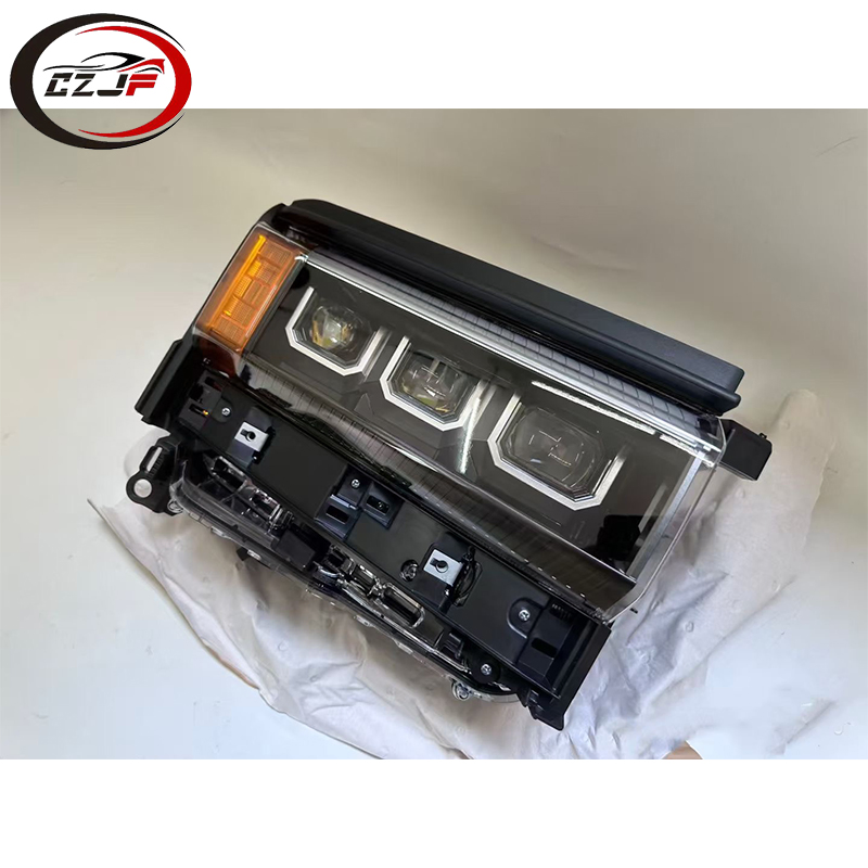 Передние фары LED для Toyota Land Cruiser LC250 Prado 2024