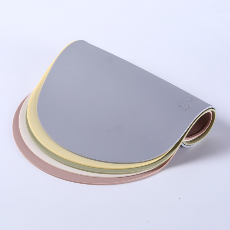 Manufacturer Wholesales Solid Color Silicone Placemats with Insulation, Heat Resistance, Waterproofing, and Oil Resistance for Western Cuisine and Dining Table