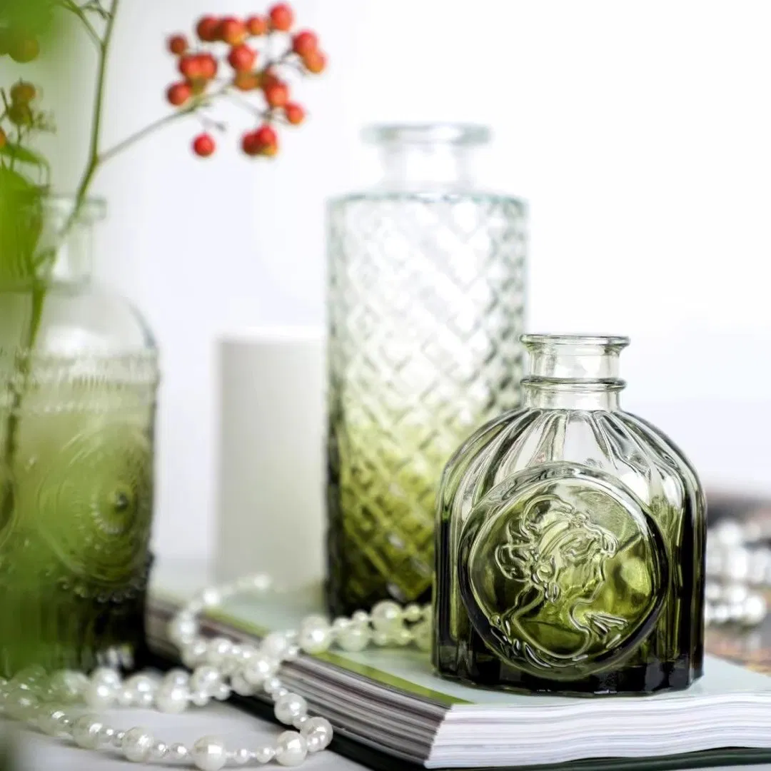 Cute Vintage Mini Glass Vase Set Bud Vases Bulk for Wedding Home Table Decor Tabletop Vase