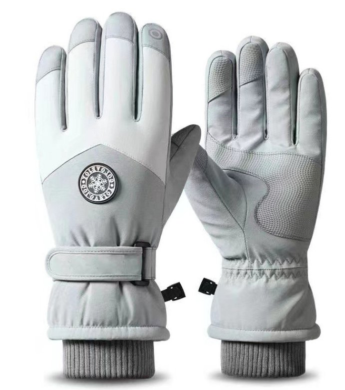 Stylish Heated Gloves for Winter Sports and Daily Use