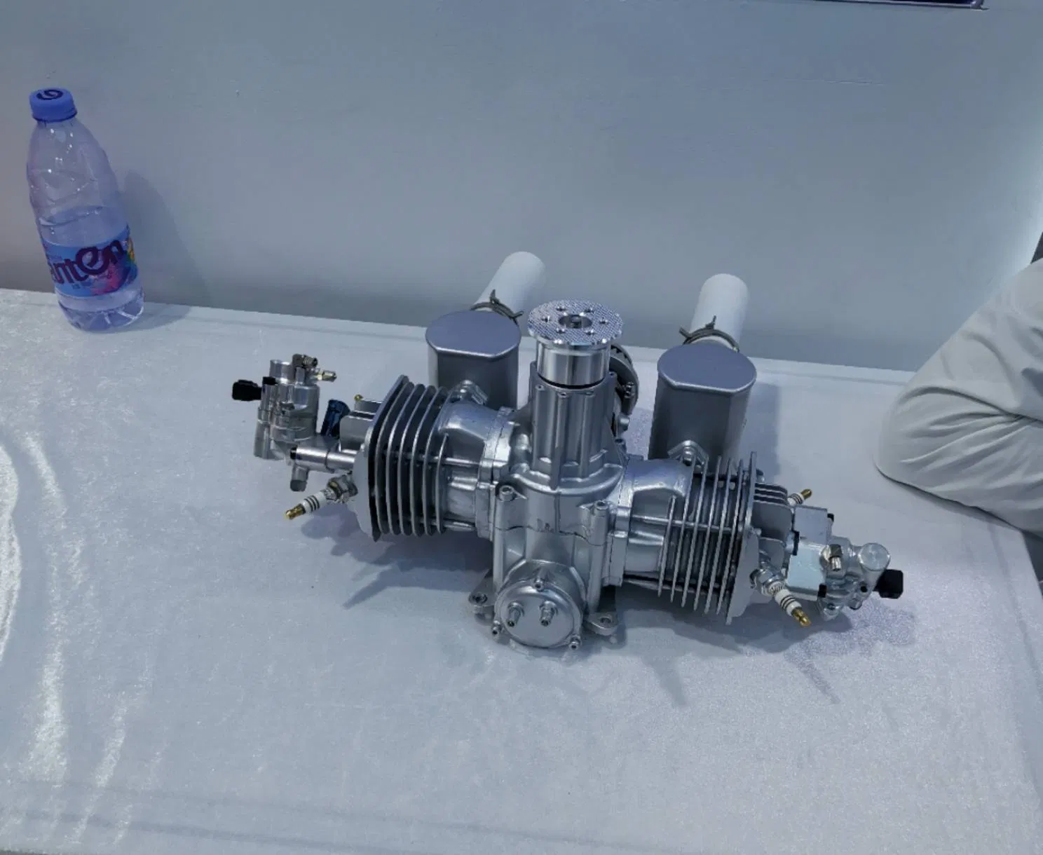 Aircraft Engine Model Making Suitable for Industrial Equipment Exhibitions