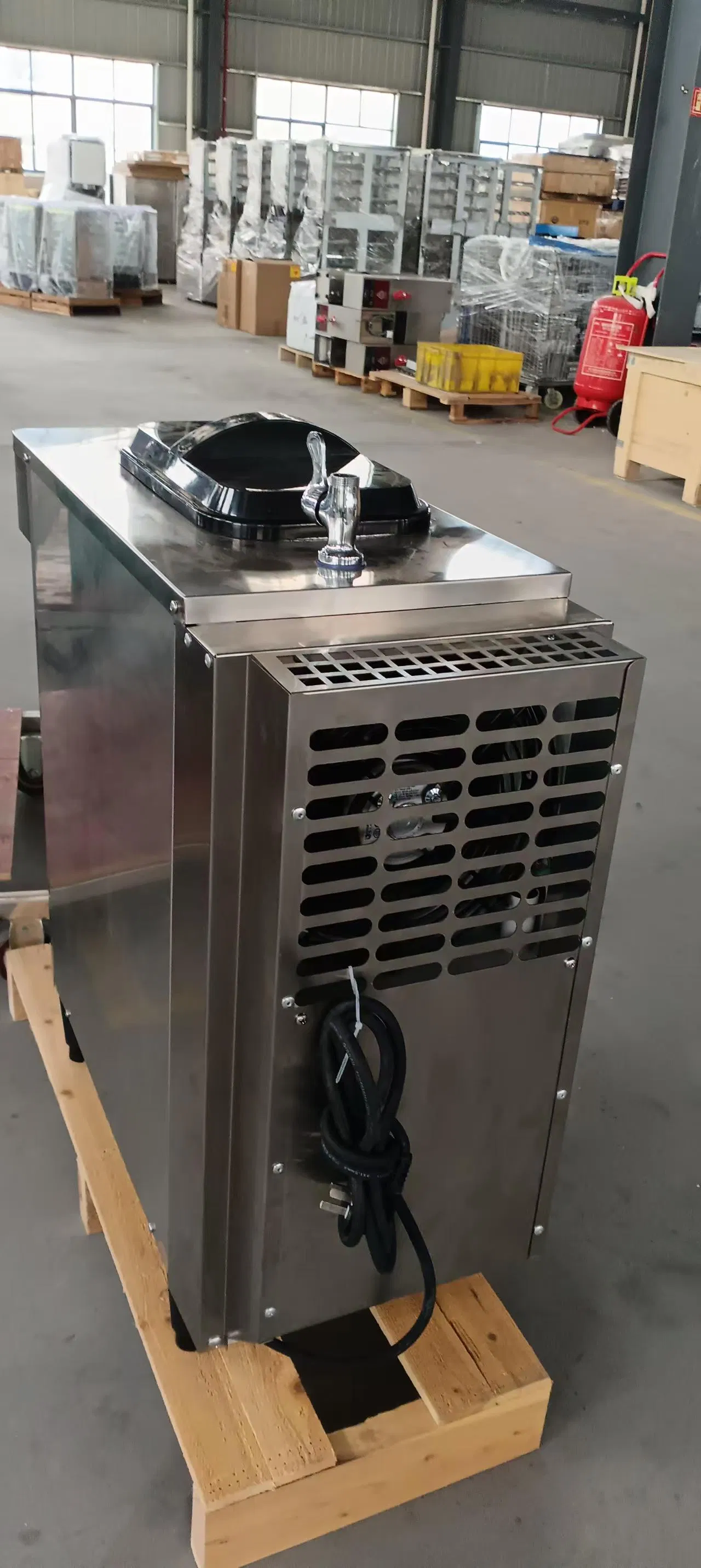Ice Cream Machine for Commercial Usage in Catering Service