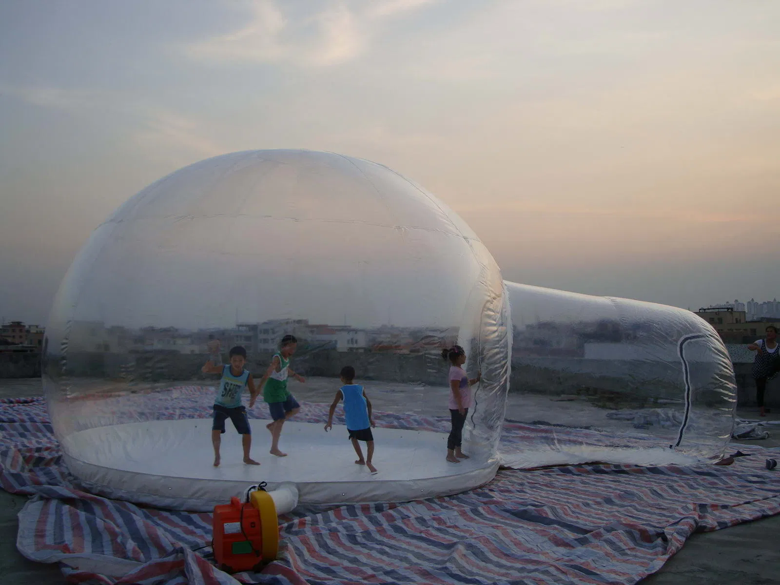 2023 New Igloo Inflatable Clear Bubble Dome Tent for Trade Show
