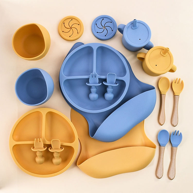 Divided 3 Areas Baby Toddler Plates Silicone Baby Kids Plate