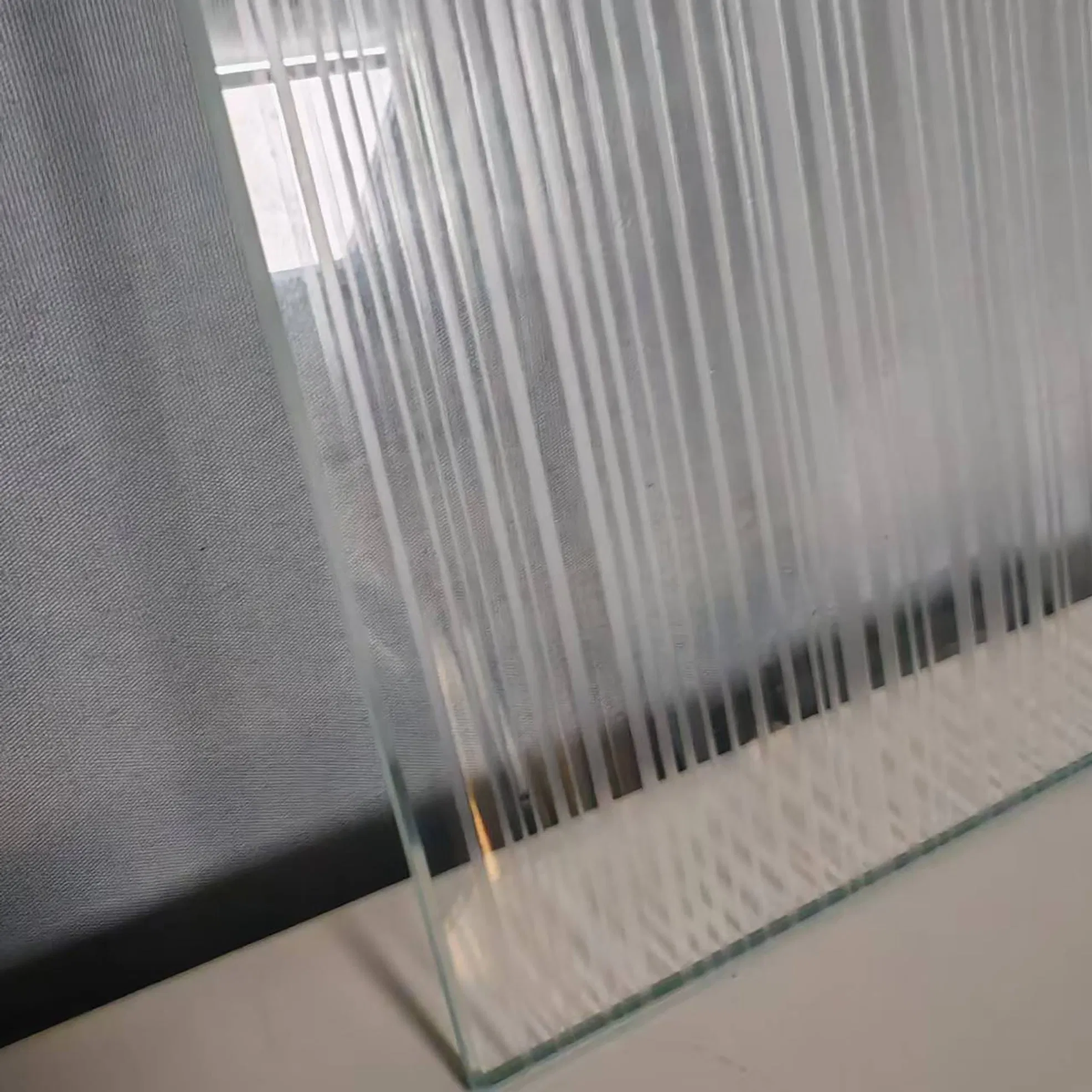 Simple and Grand Easy to Operate Furniture Glass Bathroom Glass
