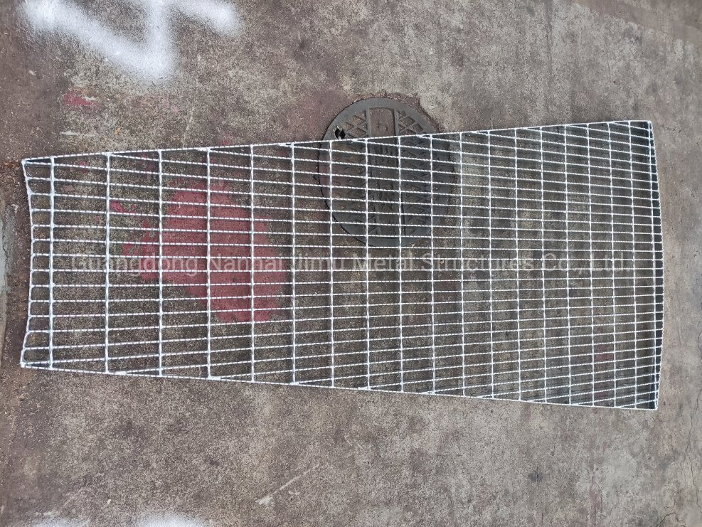 Jimu Fabricated Galvanized Ms Steel Grating Walkway Panels