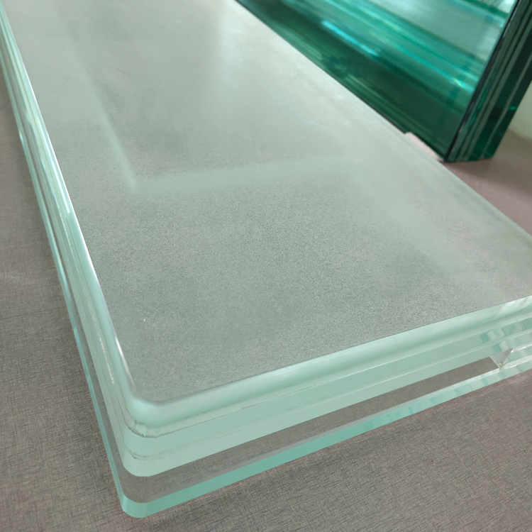 Skylight Double-Layer Laminated Glass (4 + 0.76 + 4 + 12A + 4 millimeters, thermal insulation)