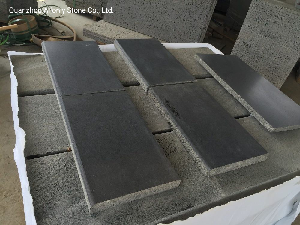 Antique Surface Hainan Andesite Grey/ Black Basalt Stone for Wall Cladding and Floor Tile