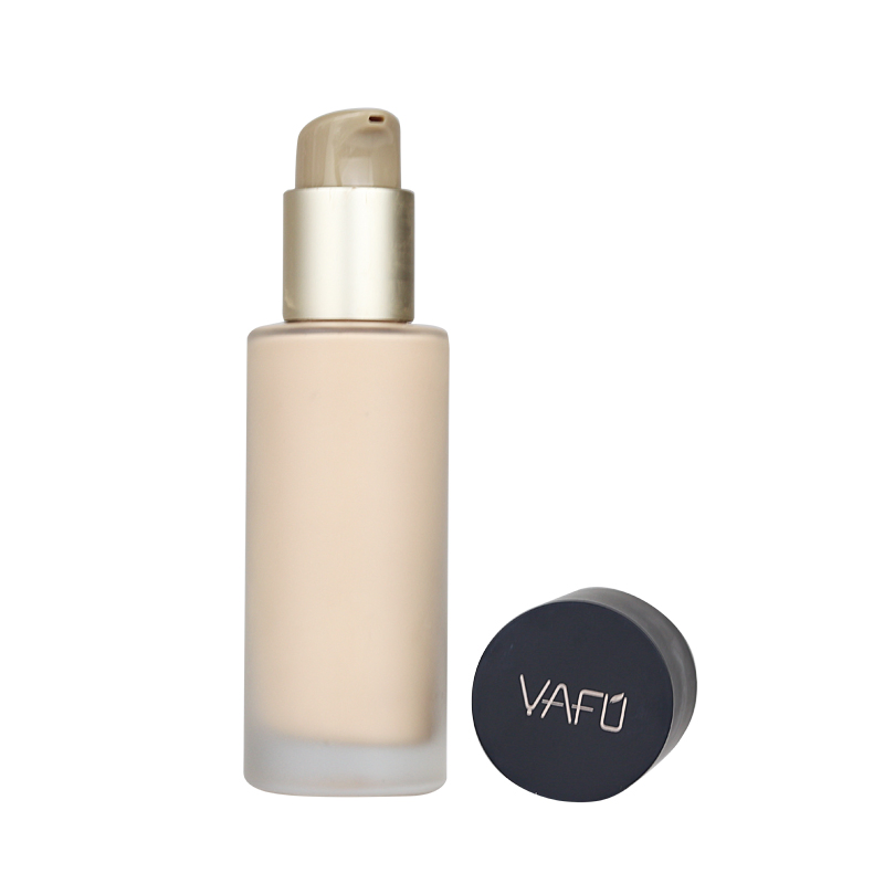 OEM Customizaed Long-Lasting Makeup Waterproof Lightweight Foundation for Black Women Dark Skin Natural Matte Makeup Foundation