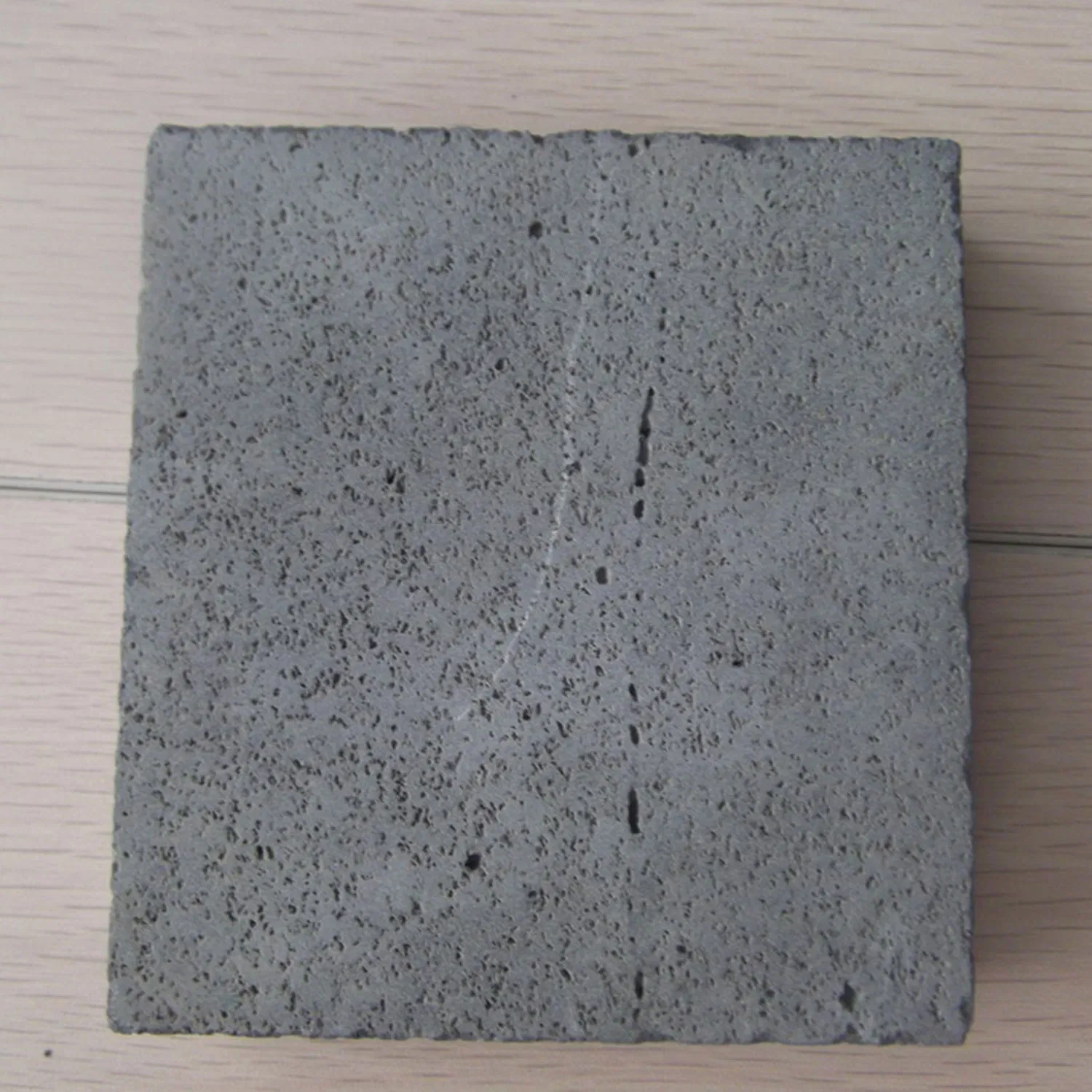 Hainan Black Grey Stone Basalto Lava Stone Volcanic Stone with Micro Hole