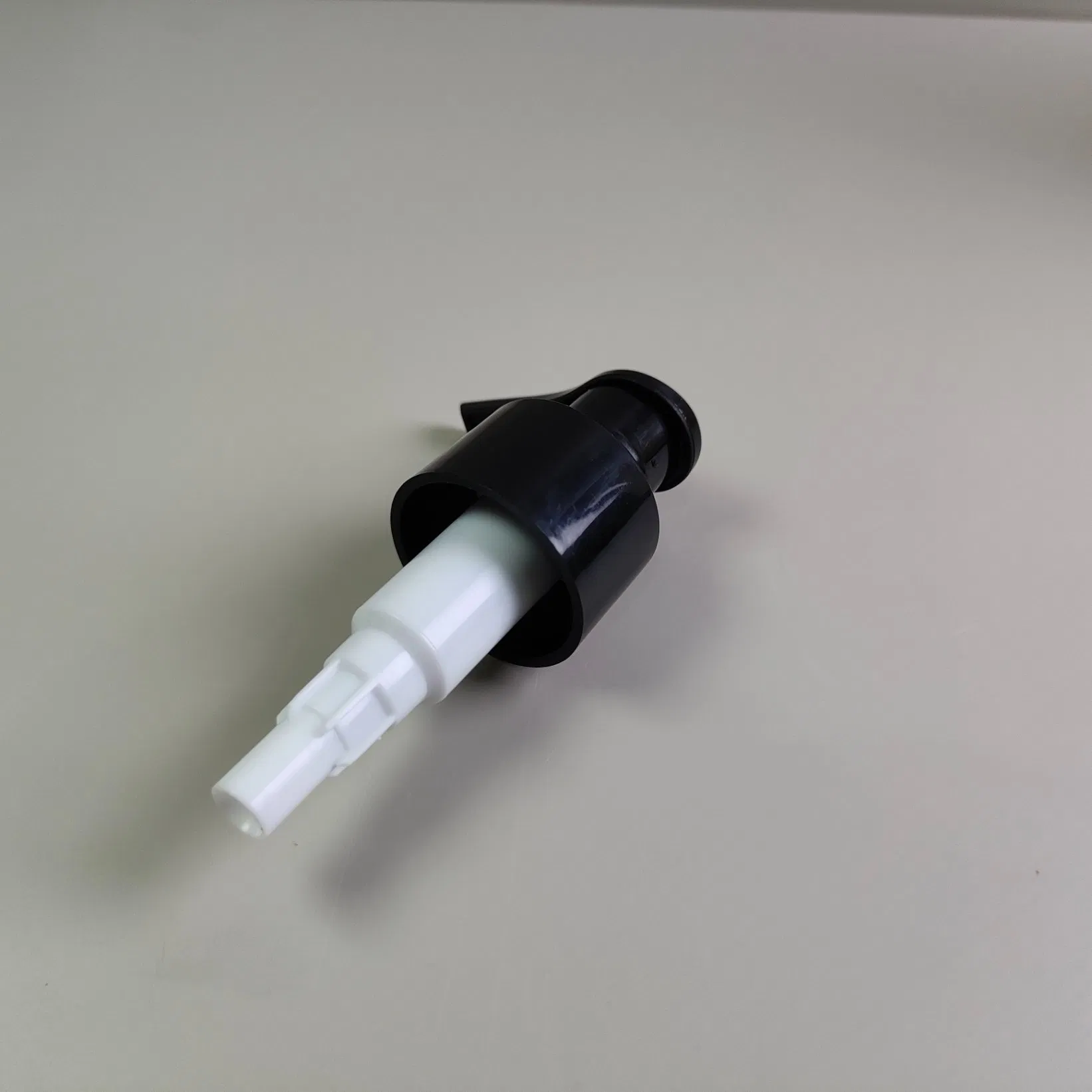 Pet/PE Bulk Hotel Amenities Bottle Anti-Theft Shampoo Bottles & Body Wash Pump