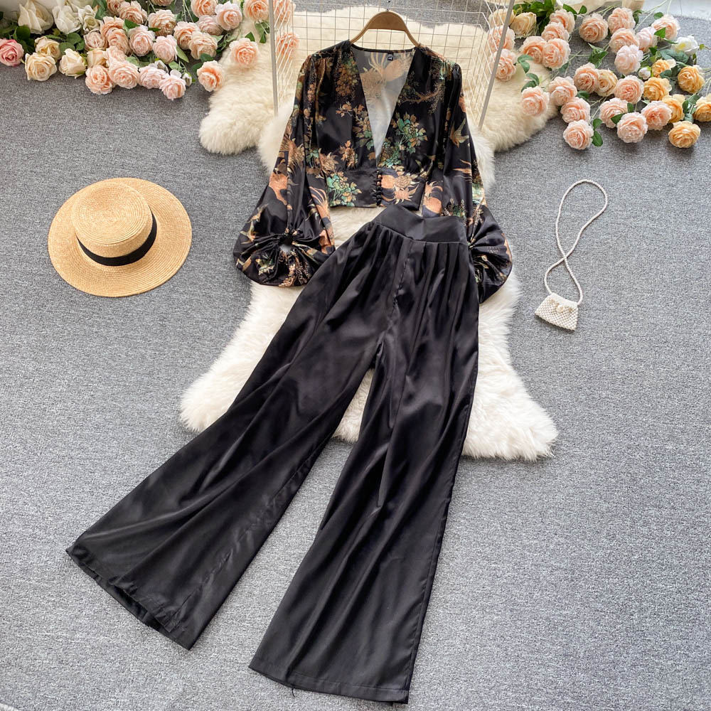 Комплект женский рубашка V-вырез и брюки высокая талия