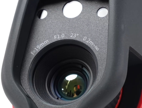 Advanced Industrial Thermal Camera with 12μm Detector and Manual Focus for Accurate Temperature Monitoring