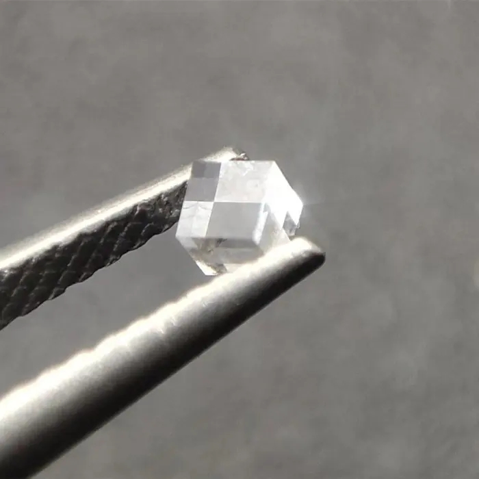 Cube CVD Diamond Optical Prism with Low Nitrogen 1-10ppm 6 Side Polished