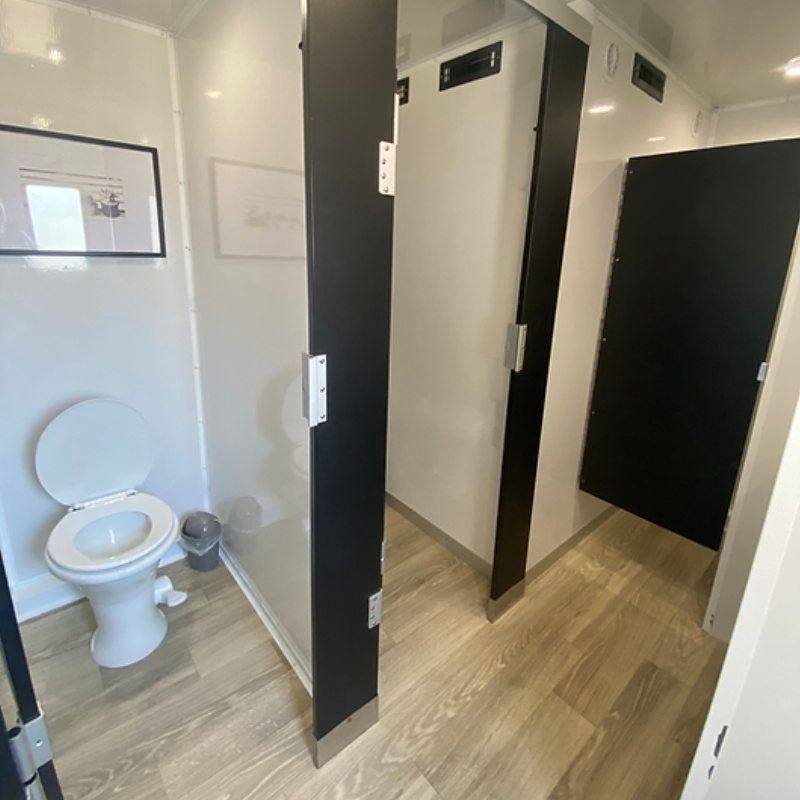 Customized Mobile Office with Kitchen and Bathroom for Sale