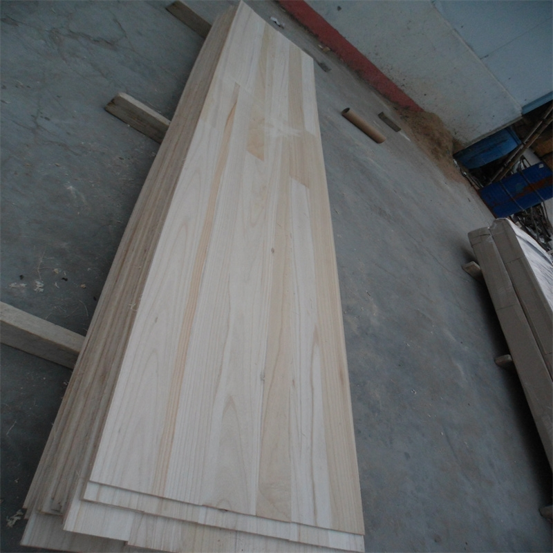 China Factory Direct Sales Paulownia /Pine/Poplar Solid Wood Panels Finger Joint Board Edge Glued Board