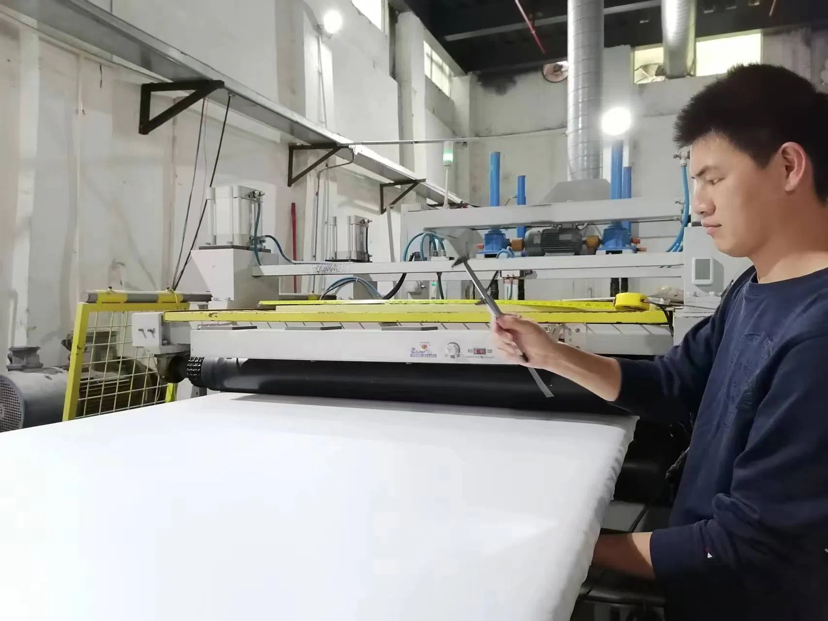 Premium White Polystyrene Ceiling Panels for Custom Painting
